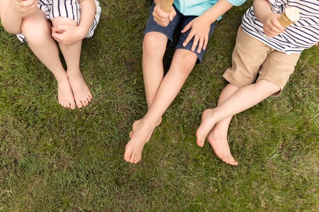 Jak letnie obuwie wpływa na zdrowy rozwój stóp u dzieci